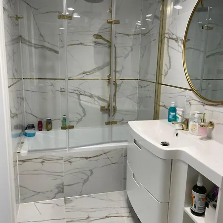 Apartament Z Tarasem I Udogodnieniami Koszalin Exterior foto